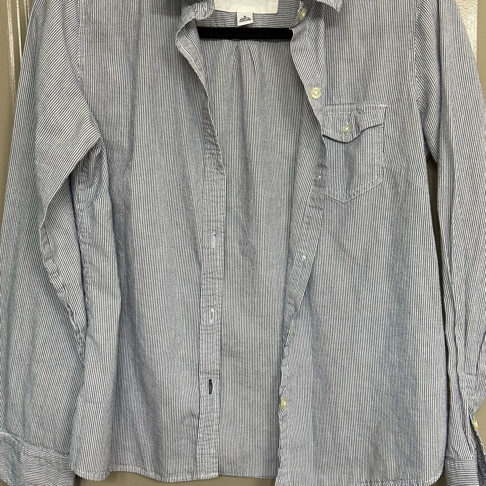 Banana Republic Women's Blue Striped Button Down Shirt